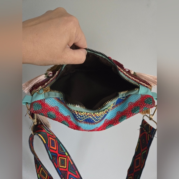 🎁 Free With Any Purchase - New Colorful Tassel Little Bag - Picture 5 of 8